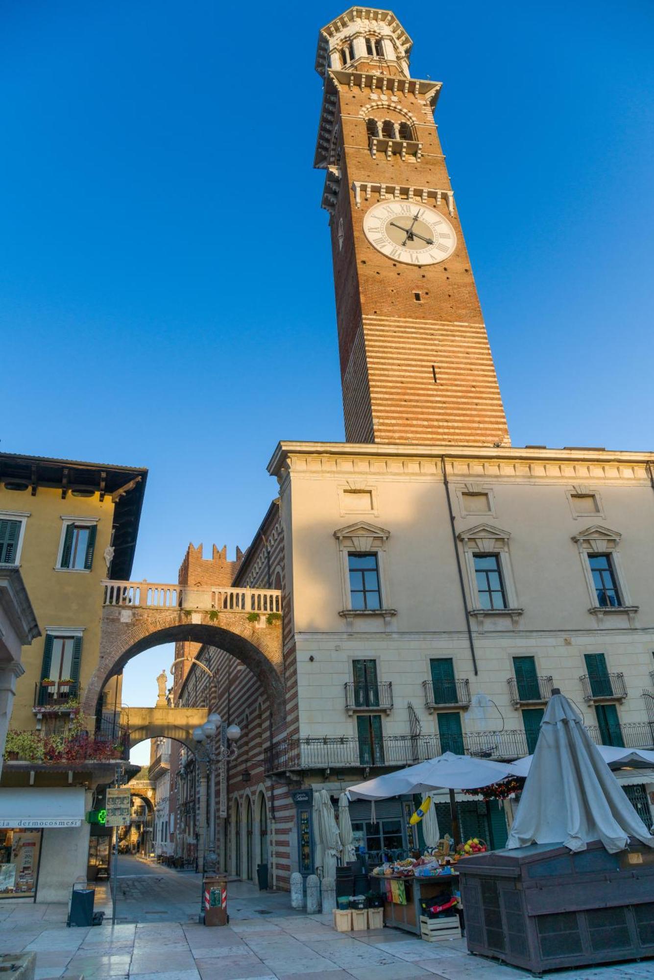 Domus La Scala Apartment Verona Luaran gambar